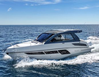 2025 Valiatt 380 Bowrider