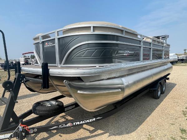 2024 Sun Tracker Party Barge 22 RF XP3