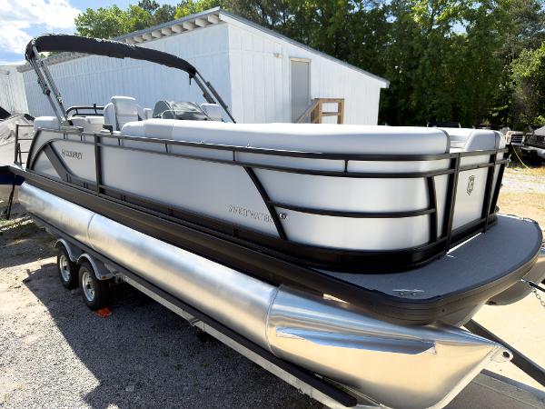 2025 Godfrey Sweetwater 22' Split Bench Tritoon - 2286 SB