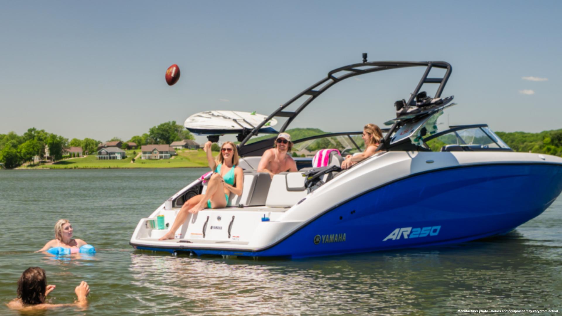 2025 Yamaha Boats AR250