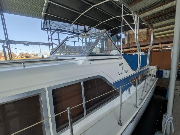 1986 Chris-Craft Catalina