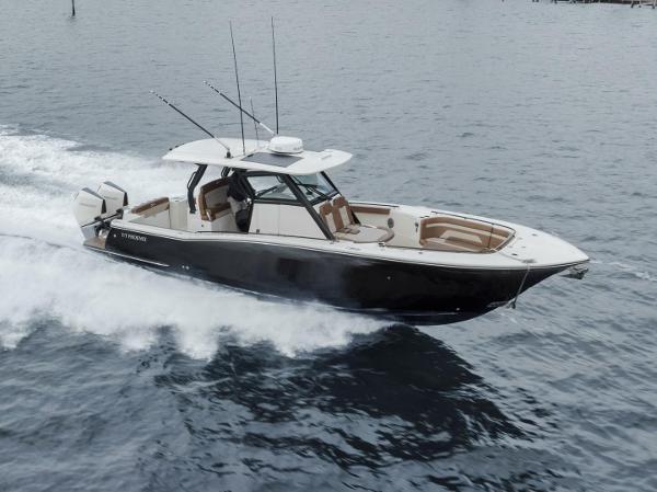2023 Scout 330 LXF
