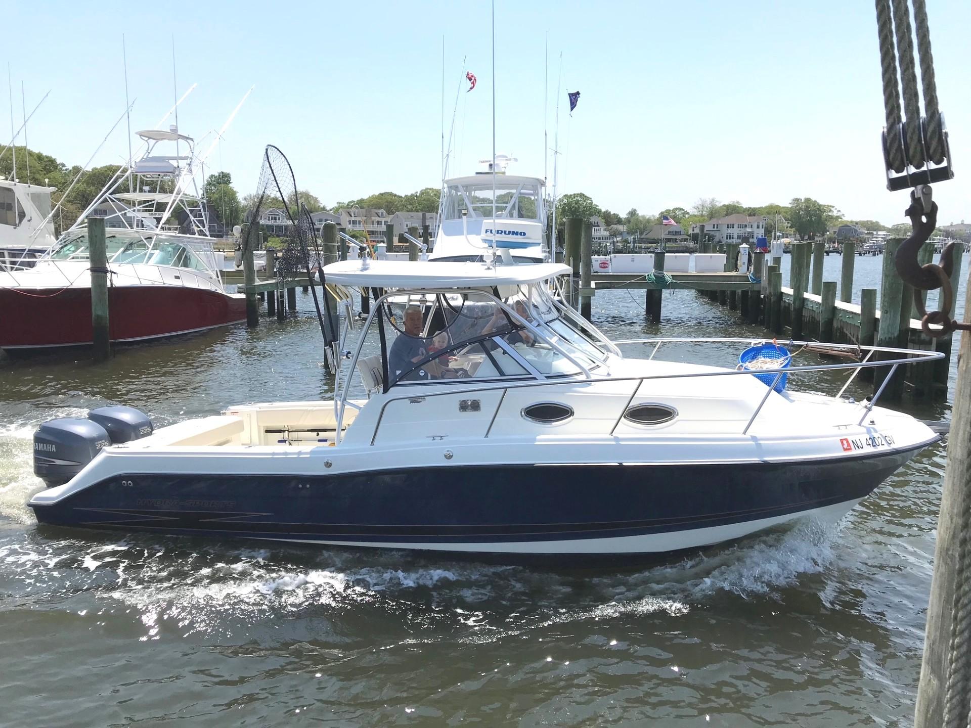 2004 Hydra-Sports Vector 2800 WA