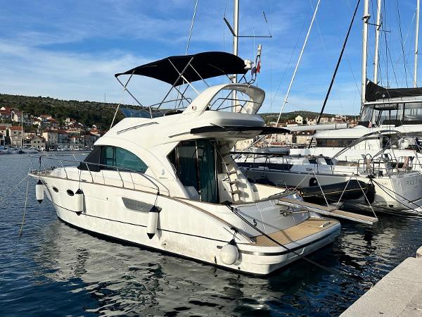 2008 Beneteau Antares 12