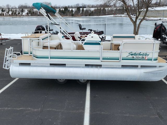 2000 Sweetwater Challenger 180 CC
