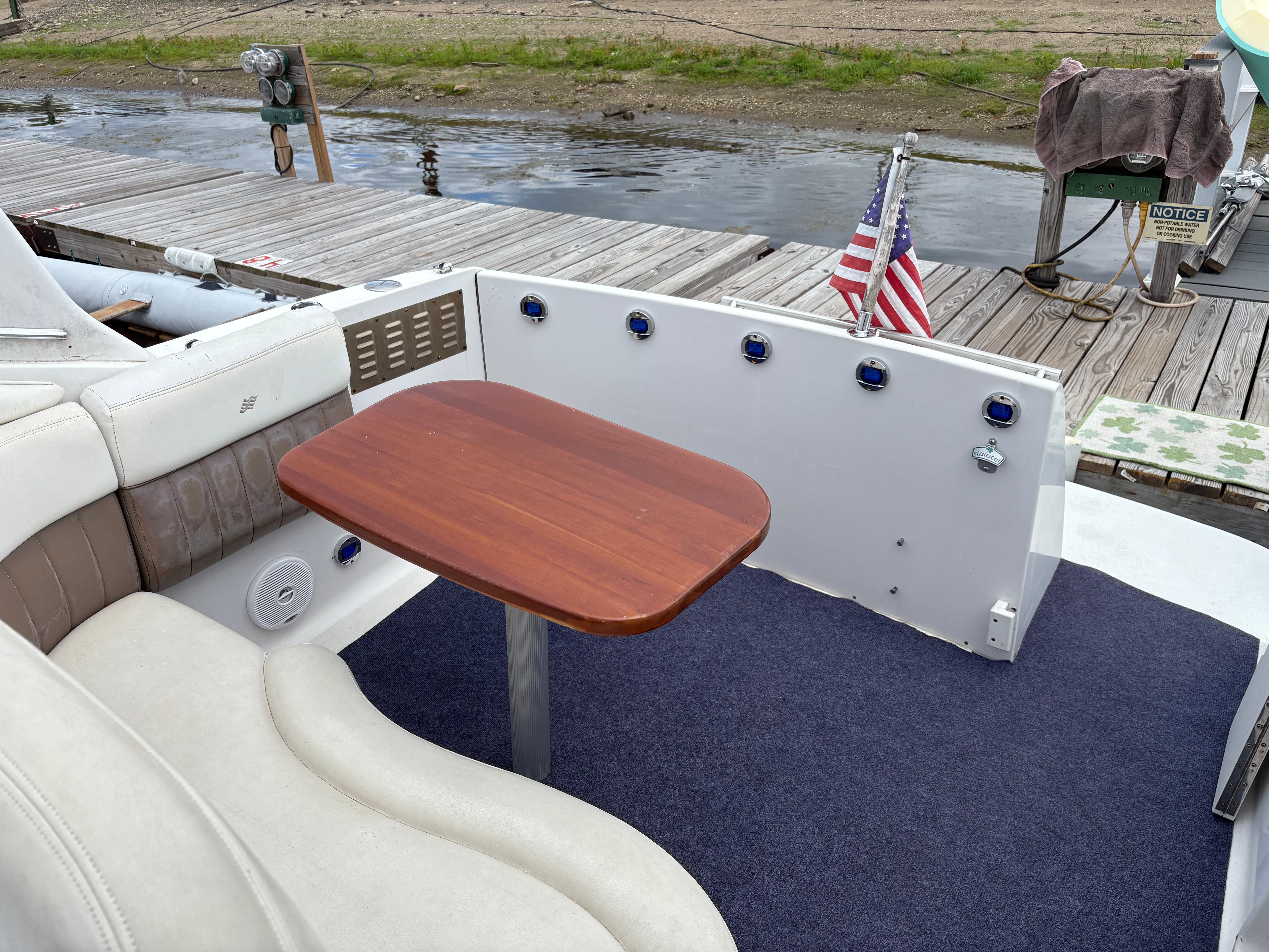 2004 Four Winns 268 Vista