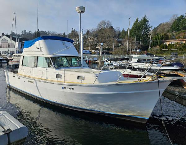 Mainship 34 Sedan
