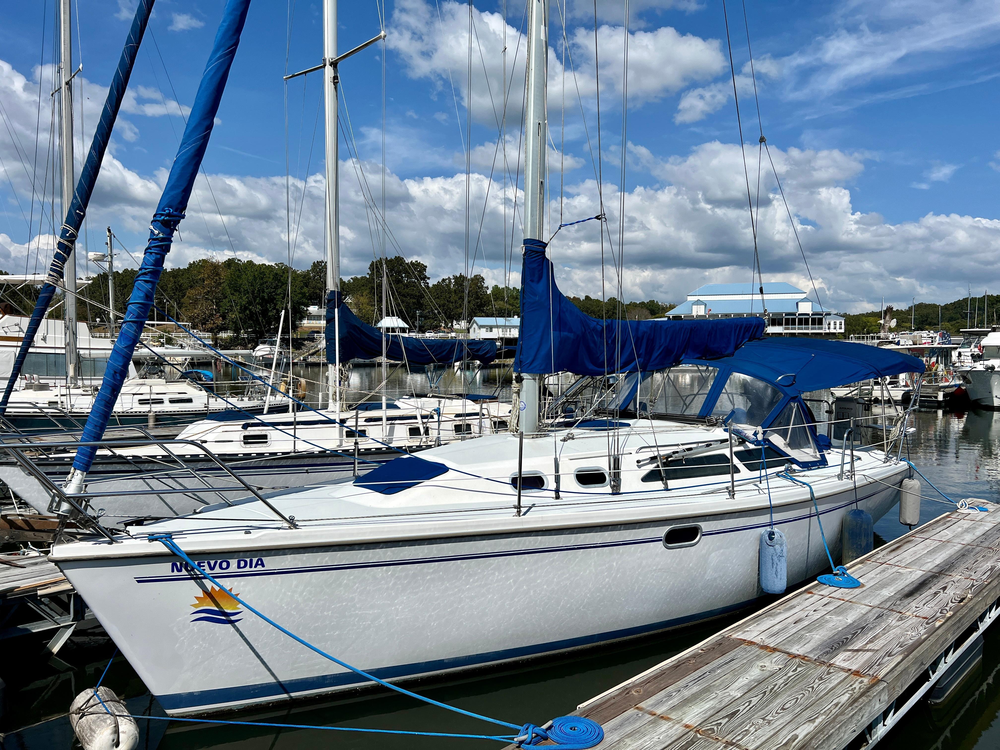 2000 Catalina 320
