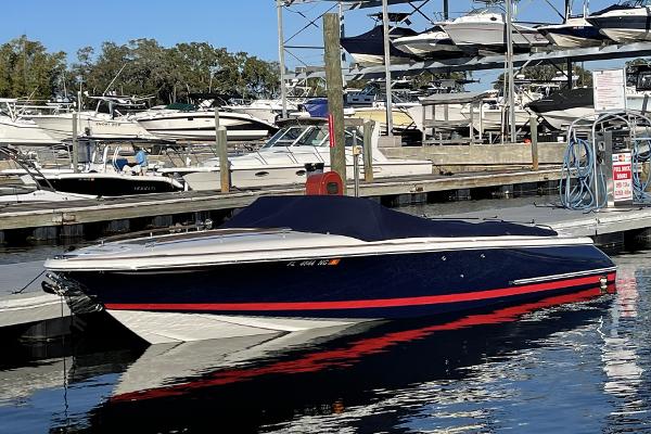 Chris-Craft Corsair 22: Runabout Royalty - boats.com