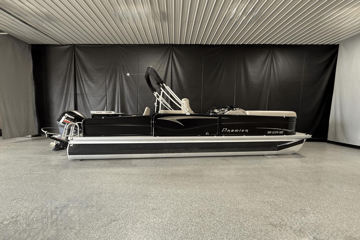2023 Premier 230 Sunspree Angler