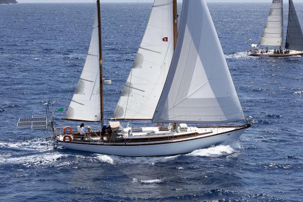 1975 Cheoy Lee 47