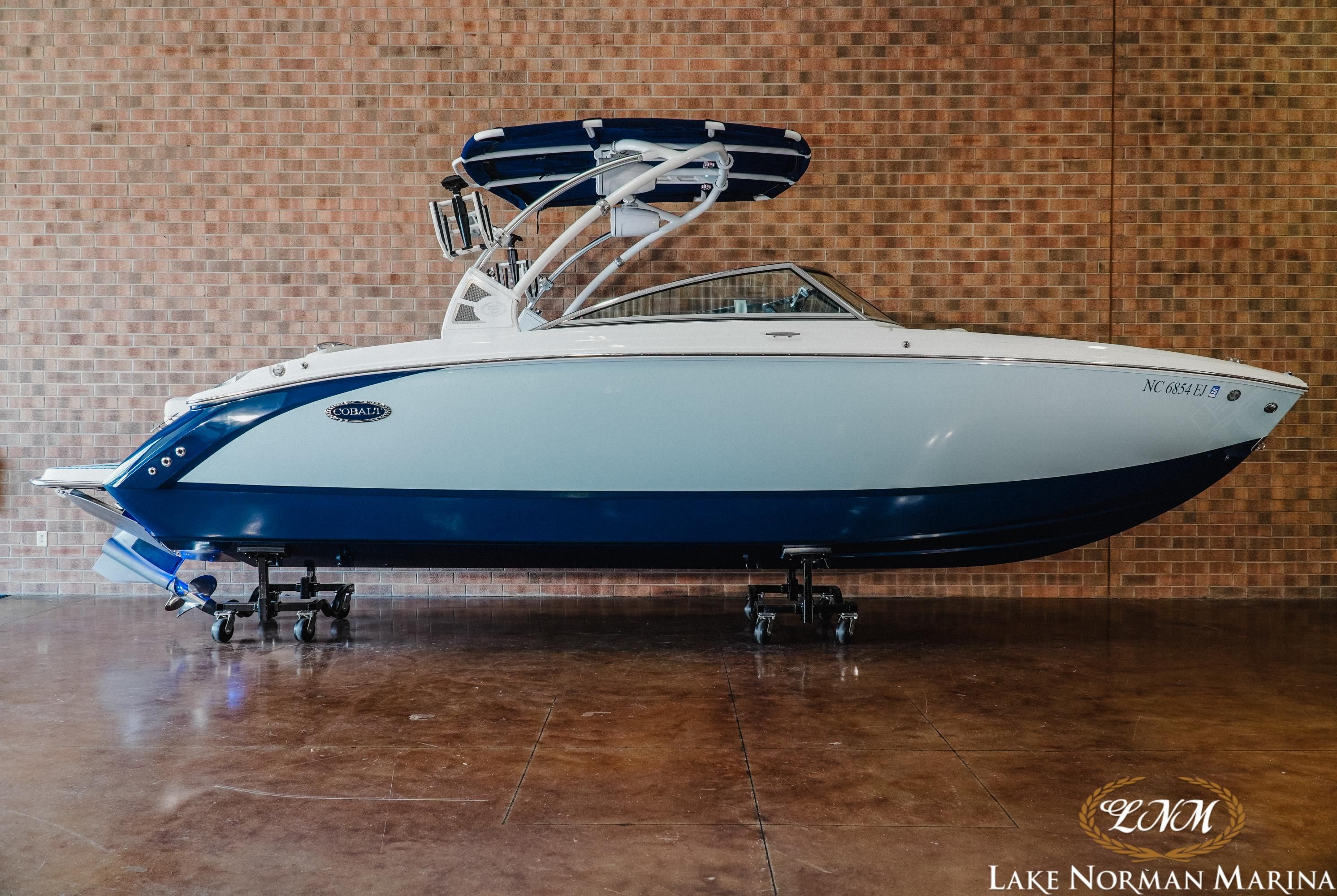 2019 Cobalt R7 Surf