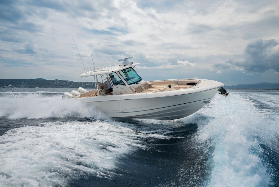 2025 Boston Whaler 380 Outrage
