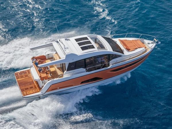 2025 Sealine C430