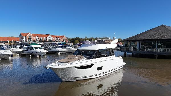 Jeanneau Velasco 37