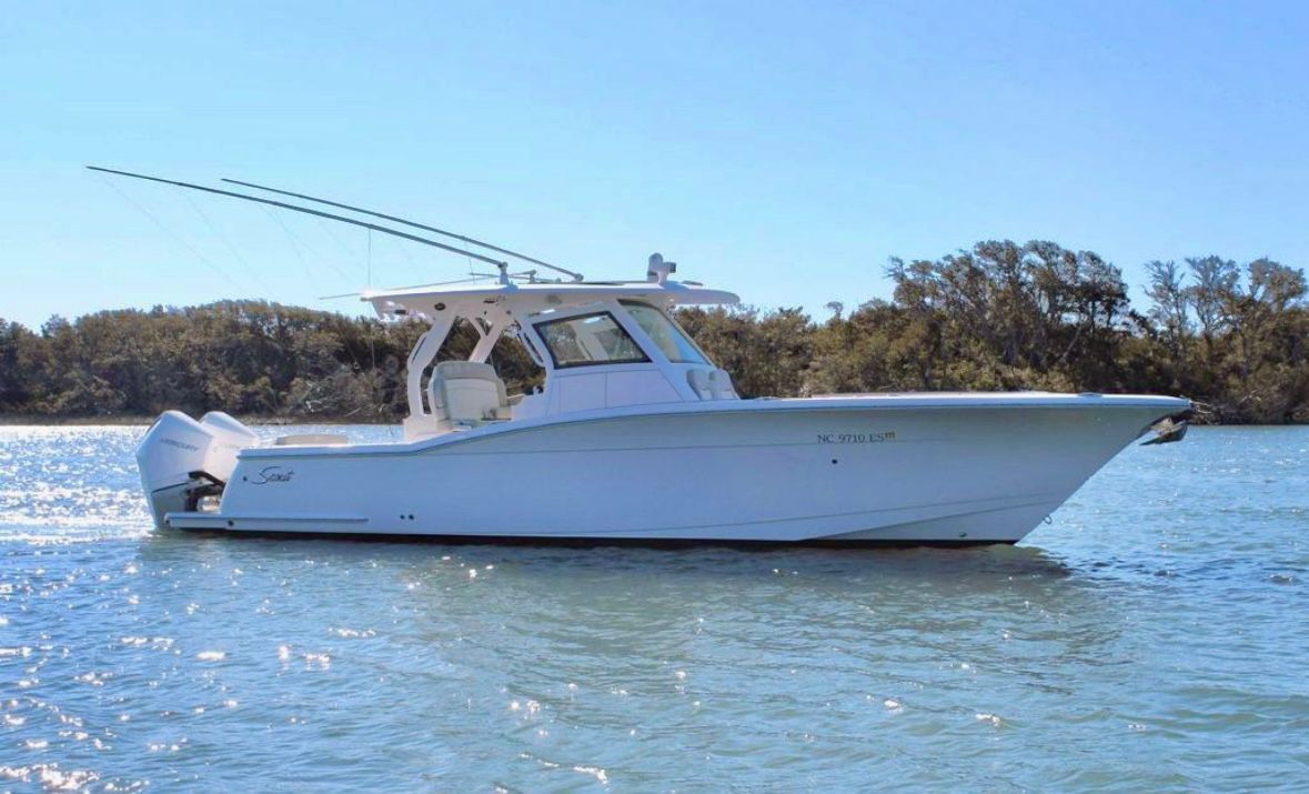 2021 Scout 330 LXF