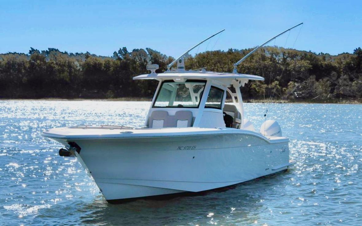 2021 Scout 330 LXF