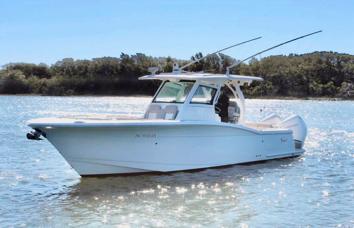 2021 Scout 330 LXF