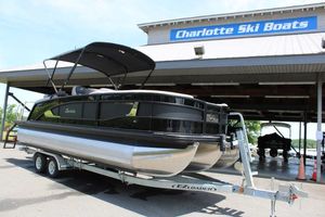 Barletta Lusso 23M 2025 Barletta Lusso 23M pontoon boat on trailer at Charlotte Ski Boats dealership.