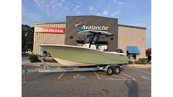 2025 Sea Fox 248 Commander