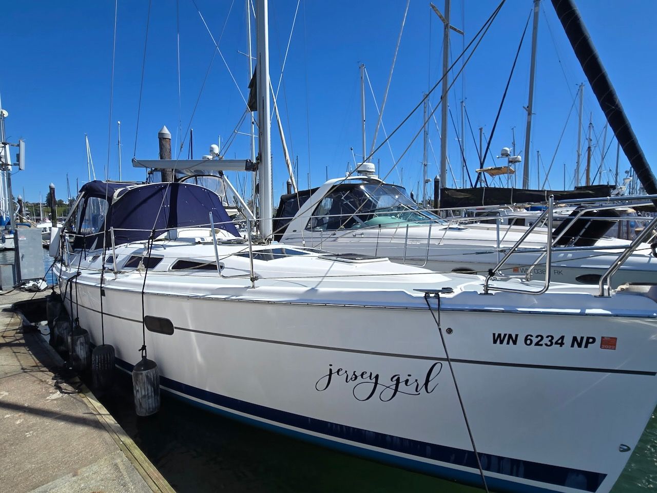Hunter 36
