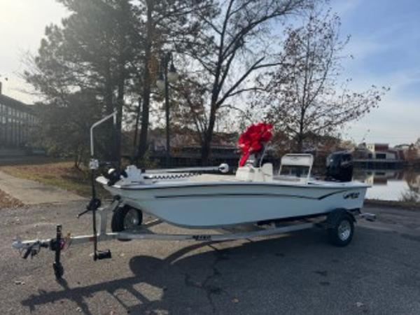2025 Mako Pro Skiff 17 CC