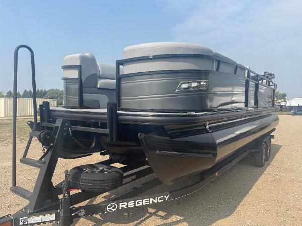 2024 Regency 250 DL3