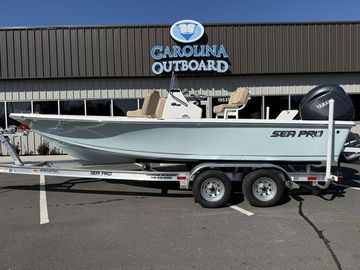 2025 Sea Pro 210 Bay