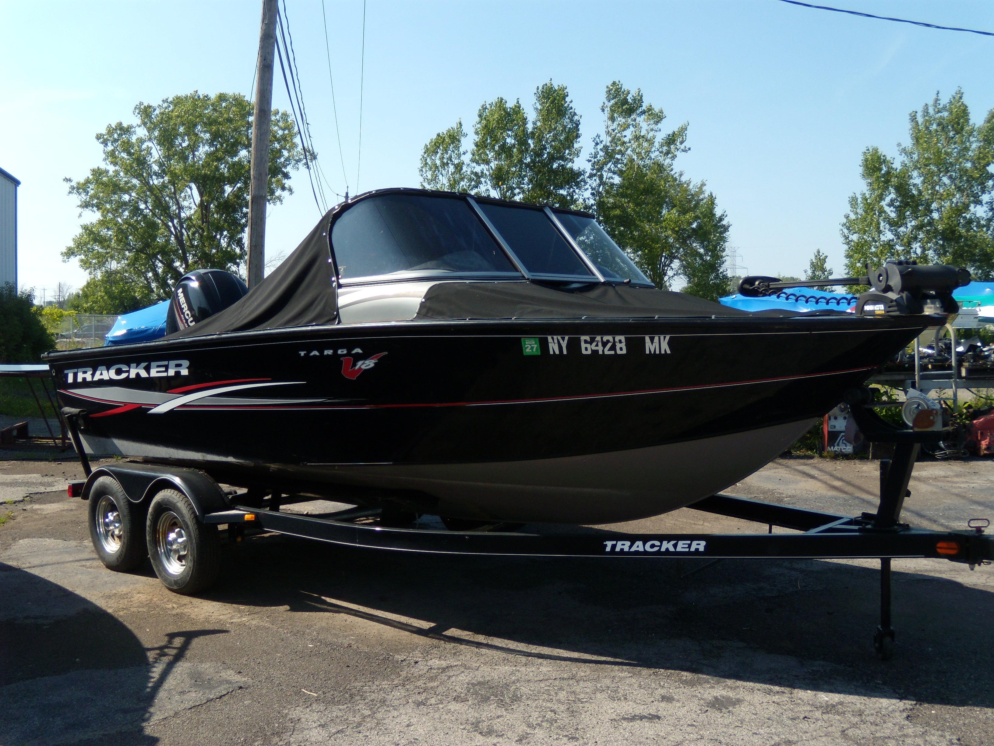 2015 Tracker Targa V-18 WT