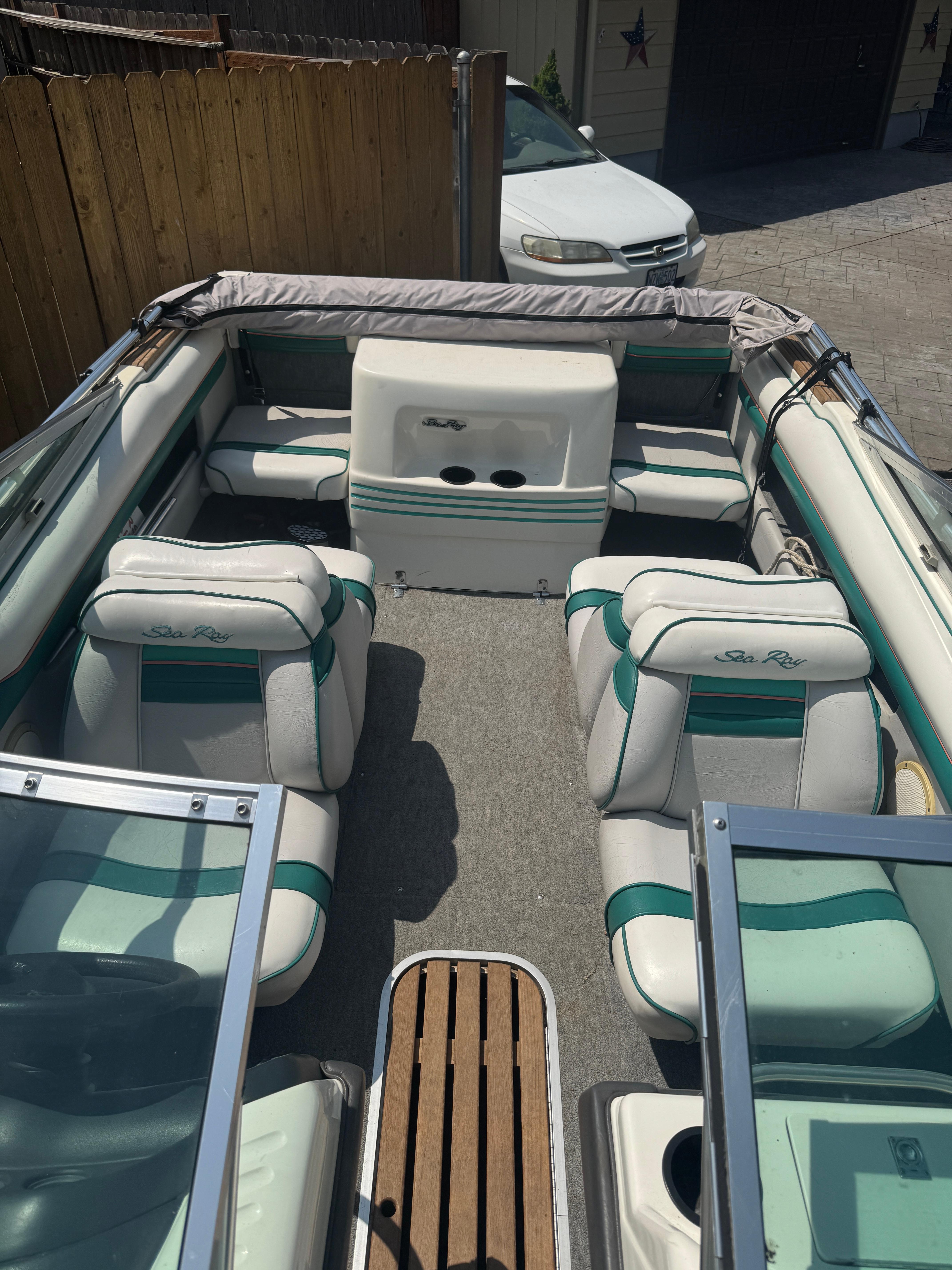1993 Sea Ray 4.3 L V-6 Merc Cruiser