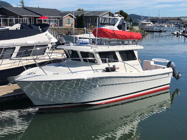 2005 Ocean Sport Roamer 30