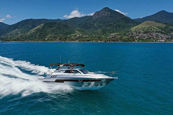 2025 Hanover 305 Inboard