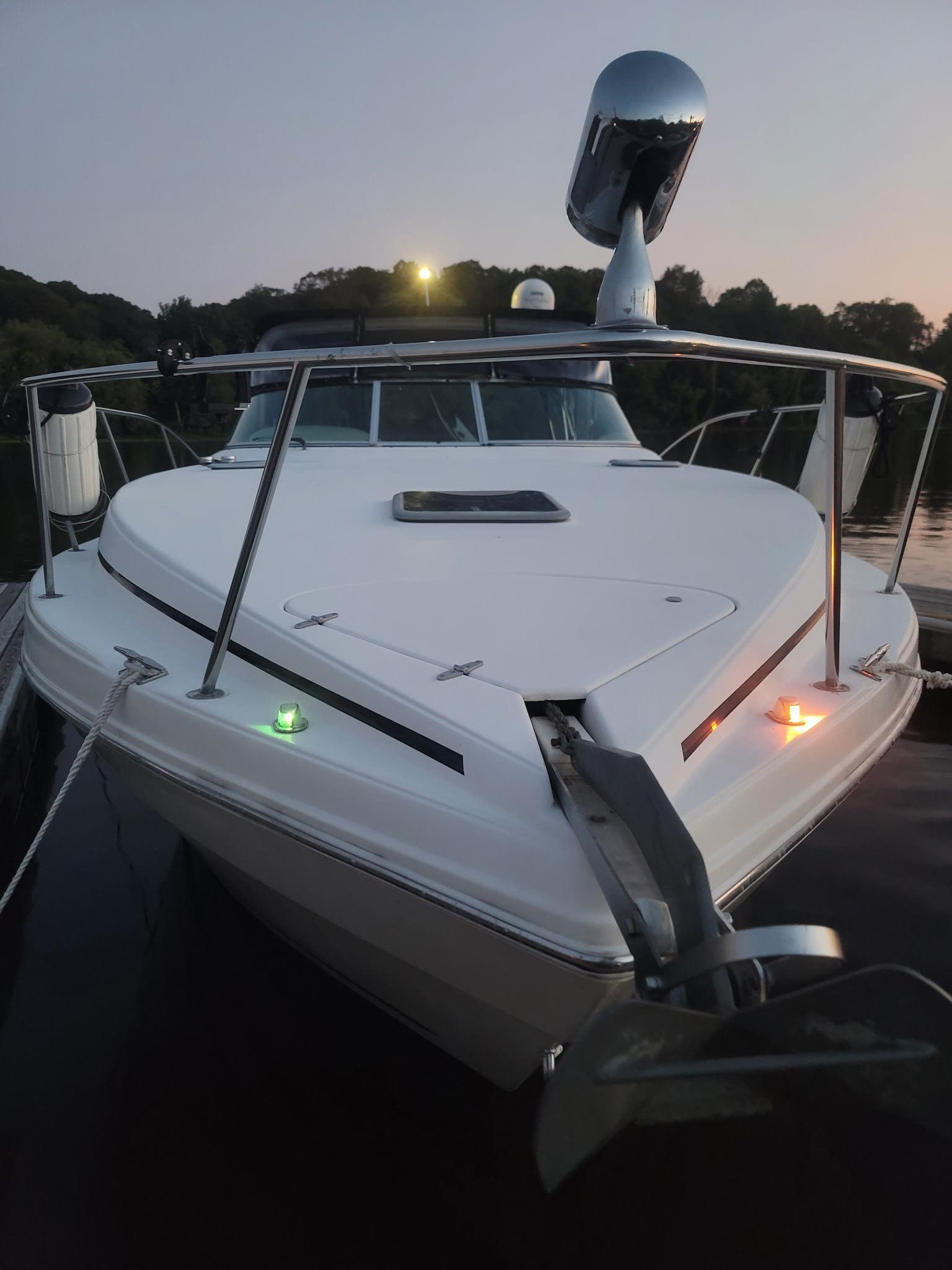 2000 Rinker Fiesta Vee