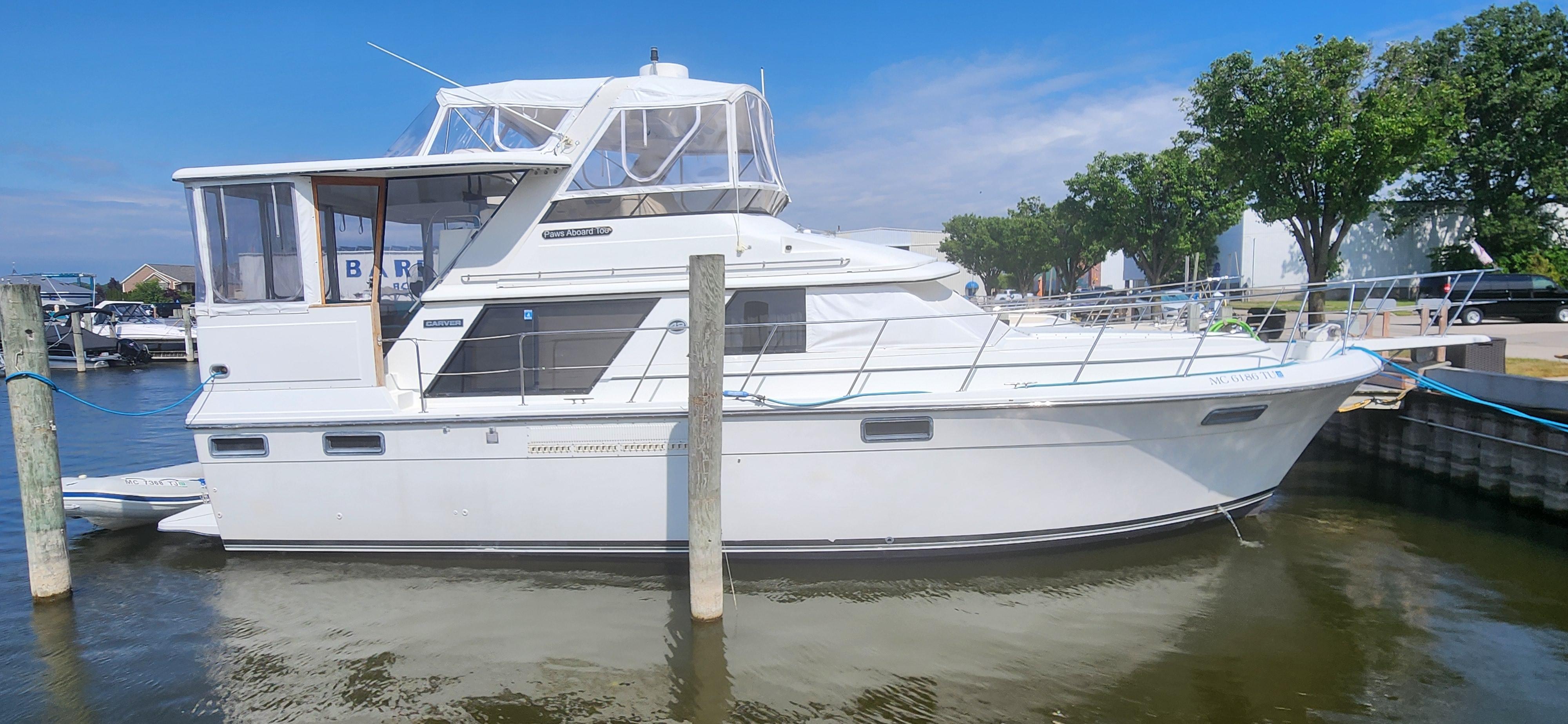 1988 Carver 4207