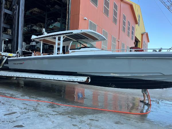 2018 Axopar 370 SUN TOP