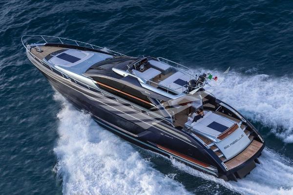 Riva 66 RIBELLE New 66 Ribelle Exterioris (7)_risultato.jpg