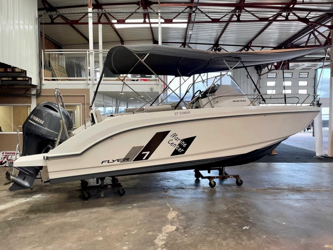 Beneteau Flyer 7 SUNdeck