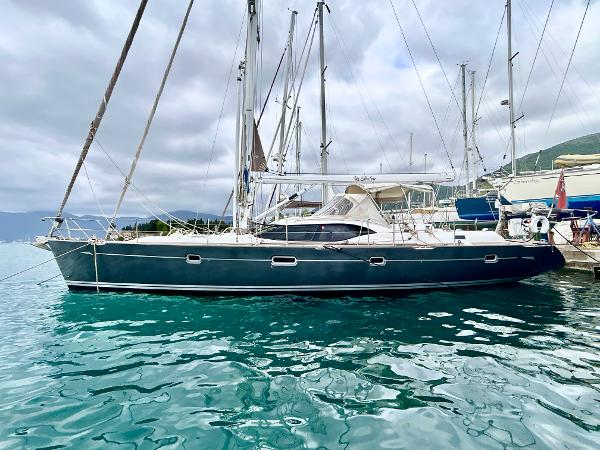 2009 Oyster 54