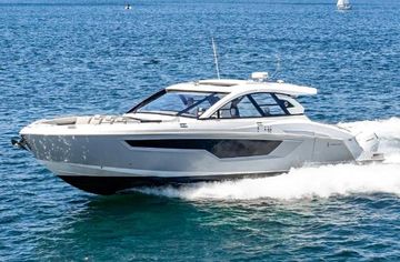 2025 Cruisers Yachts 50 GLS