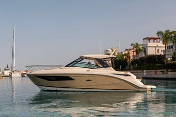 2024 Sea Ray 320 Sundancer