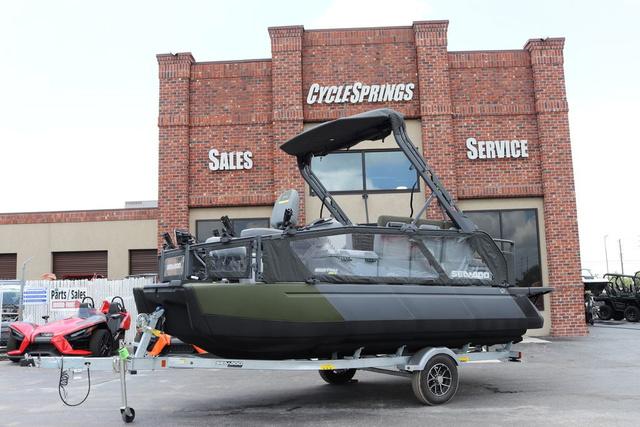 2025 Sea-Doo Switch™ Fish 18 - 170 Hp Galvanized