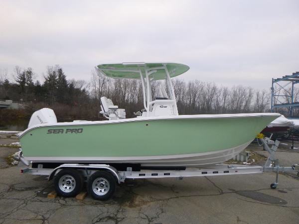 2024 Sea Pro 222 Center Console