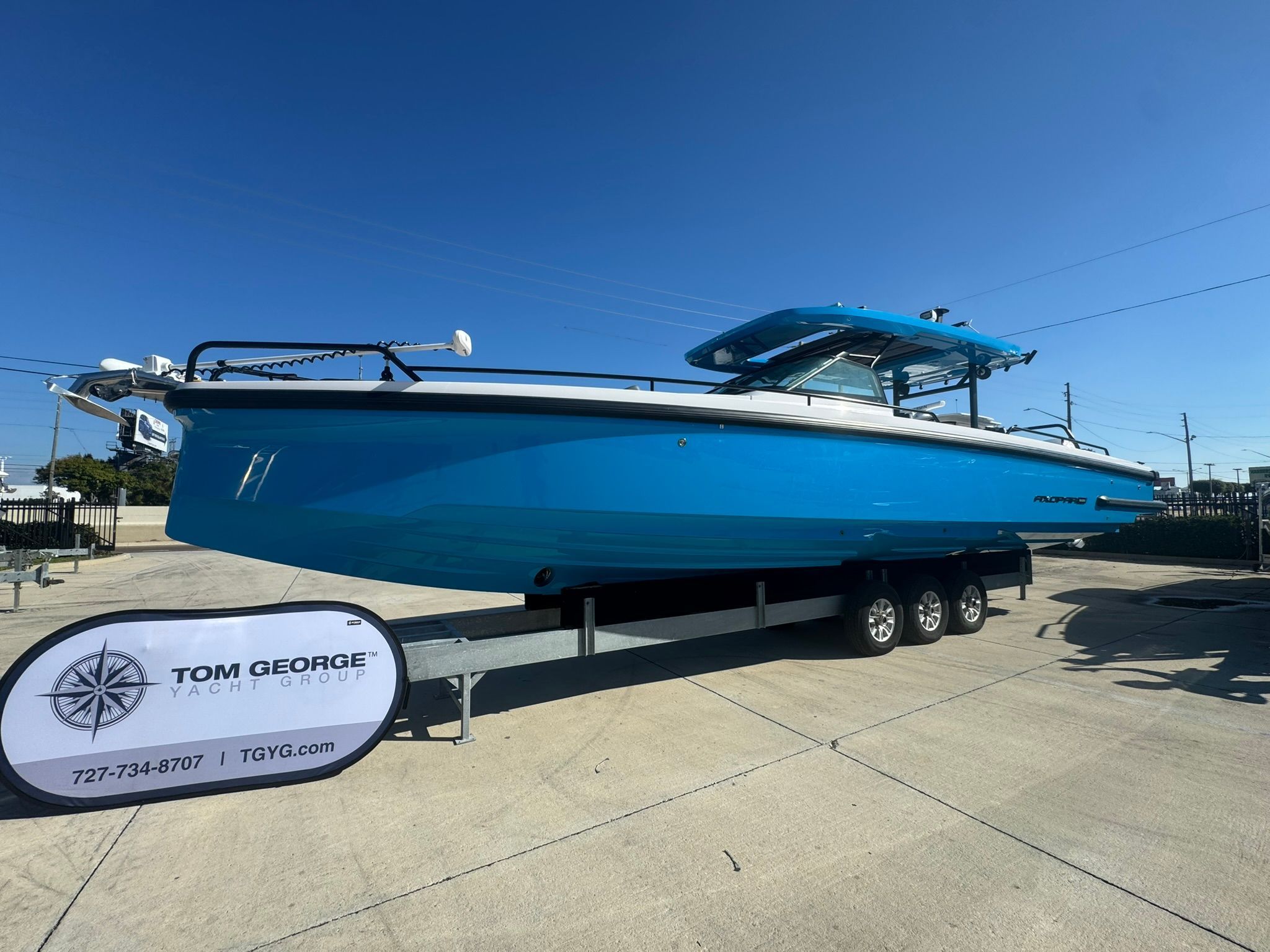 2022 Axopar 37 Sun Top