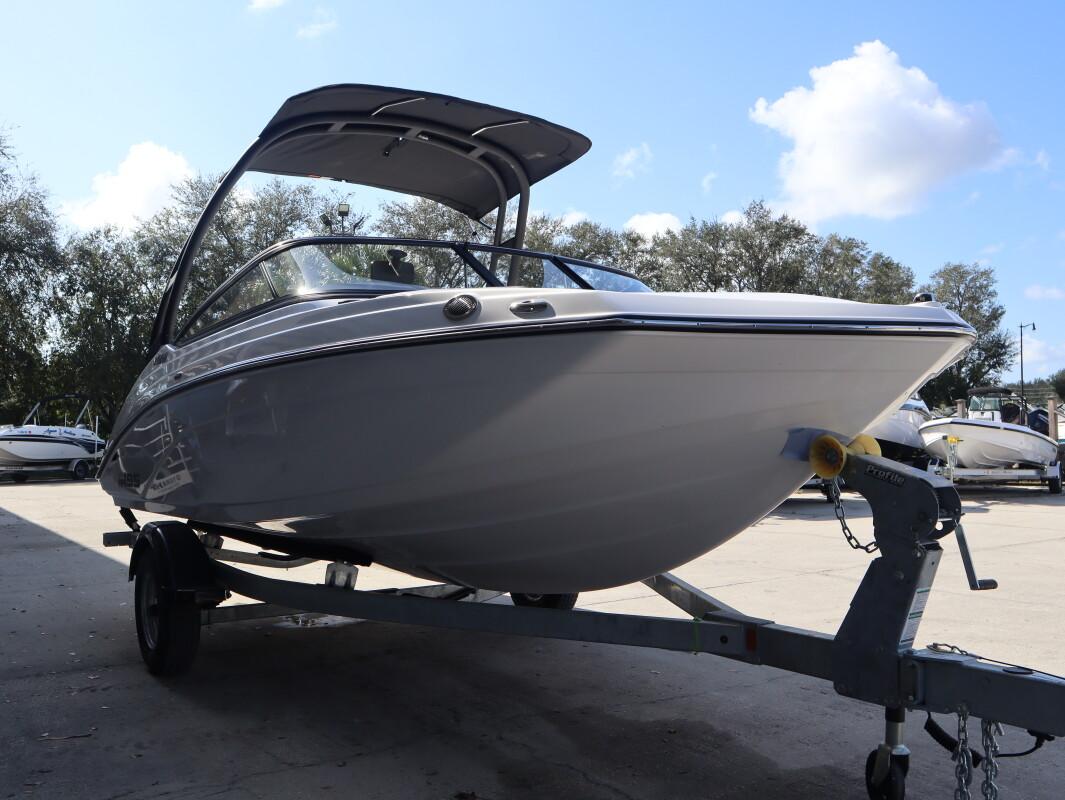 Yamaha Boats AR195
