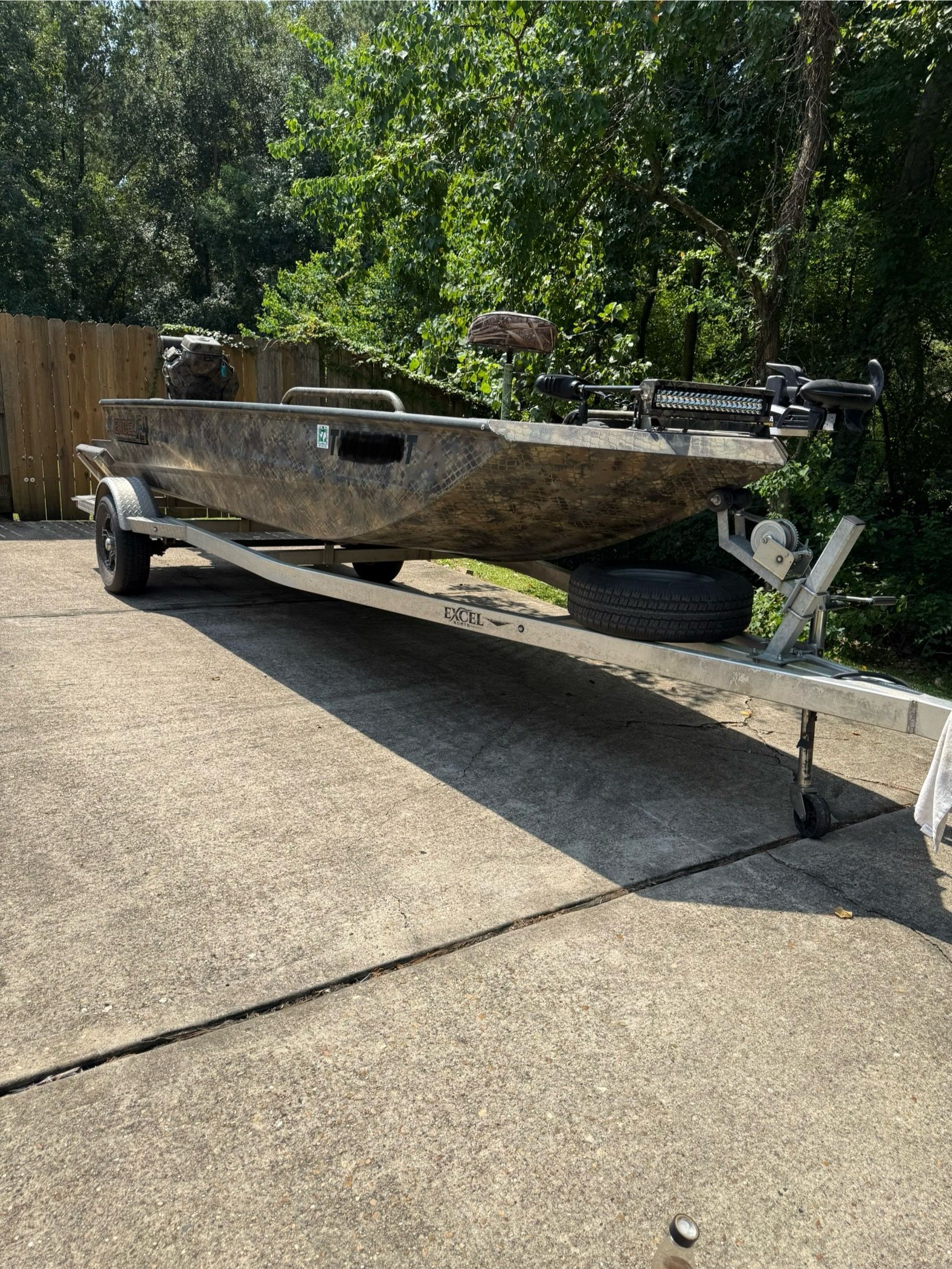 2023 Excel 1854 F4 Shallow Water