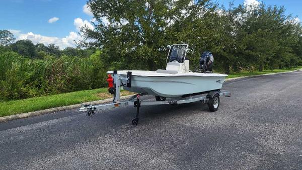 2025 Mako Pro Skiff 13 CC