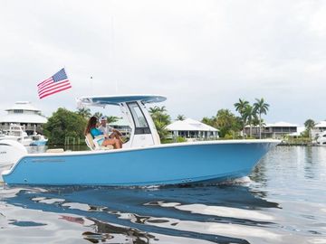 2025 Sportsman Open 232 Center Console