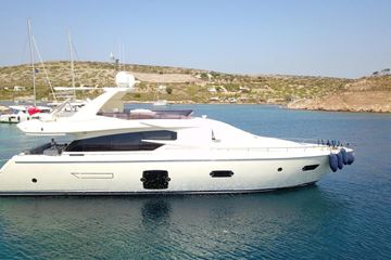 2013 Ferretti Yachts 720