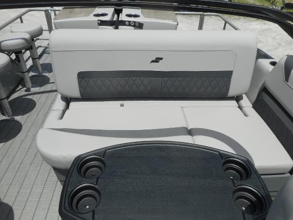2024 Starcraft CX 25 DL BAR
