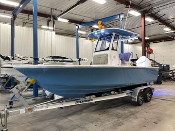 2025 Sportsman Masters 227 Bay Boat